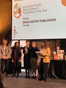 wręczenie nagród wydawnictwo Dwie Siostry Najlepszym Europejskim Wydawcą Dziecięcym Roku 2018